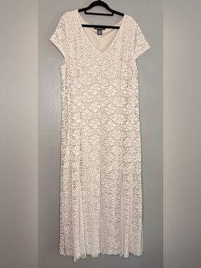 Candalite Women’s 2X Ivory Lace Formal Maxi Dress Wedding  Romantic Evening Gown